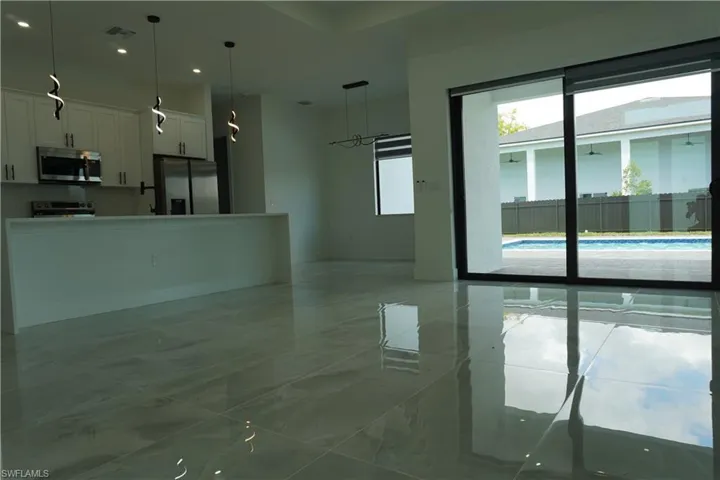 2523 Sw 18th Ave, Cape Coral, Florida 33914
