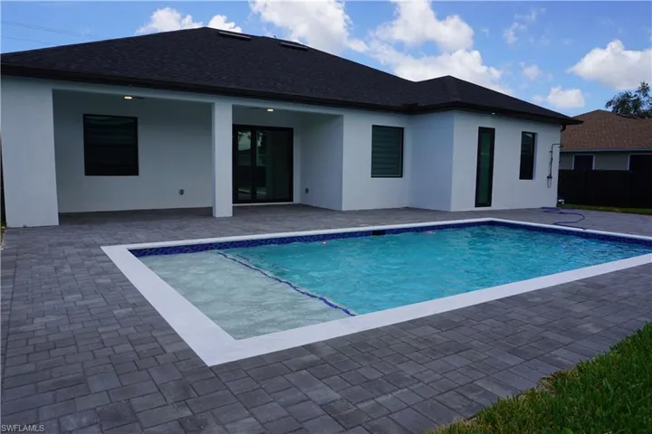 2523 Sw 18th Ave, Cape Coral, Florida 33914