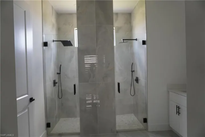 2523 Sw 18th Ave, Cape Coral, Florida 33914