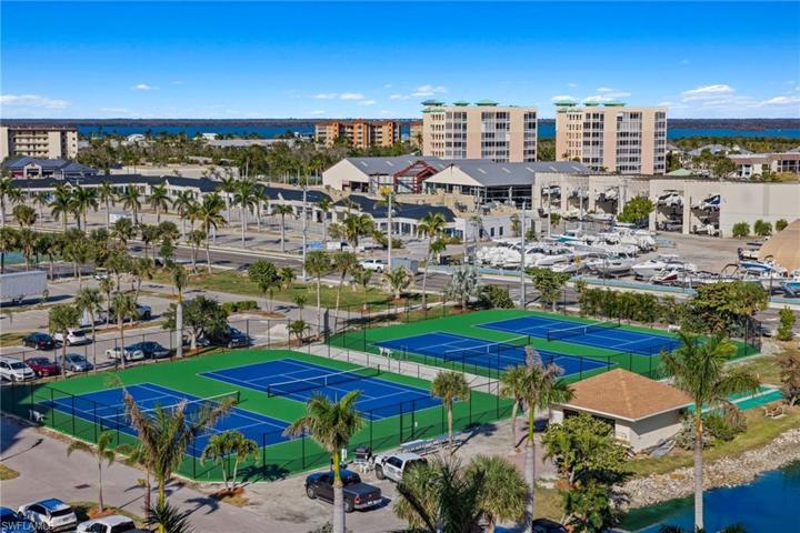 Tennis and pickleball courts