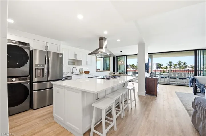 2316 Gulf Shore Blvd N 411, Naples, Florida 34103