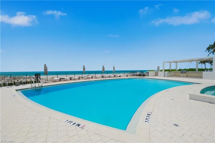 2316 Gulf Shore Blvd N 411, Naples, Florida 34103