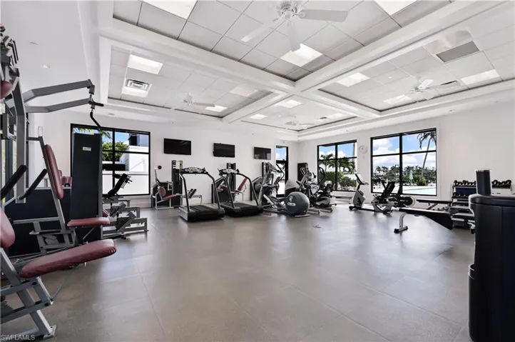 2316 Gulf Shore Blvd N 411, Naples, Florida 34103