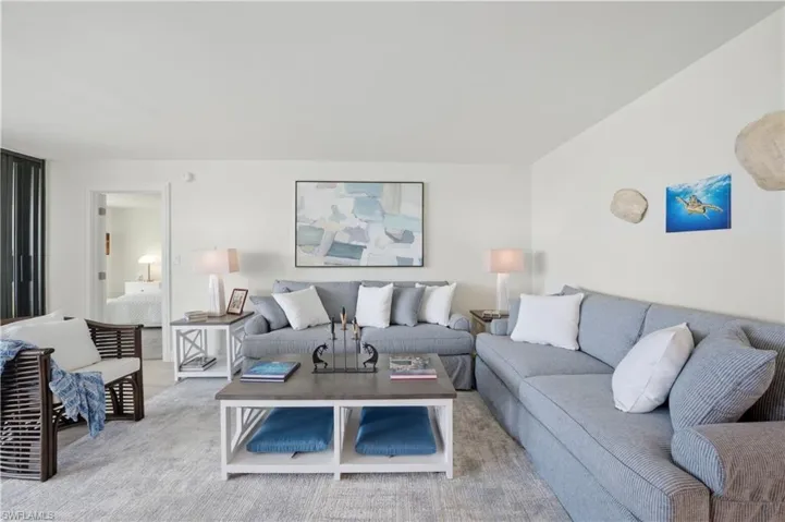 2316 Gulf Shore Blvd N 411, Naples, Florida 34103