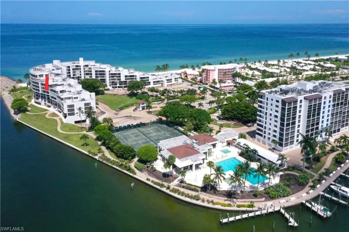 2316 Gulf Shore Blvd N 411, Naples, Florida 34103