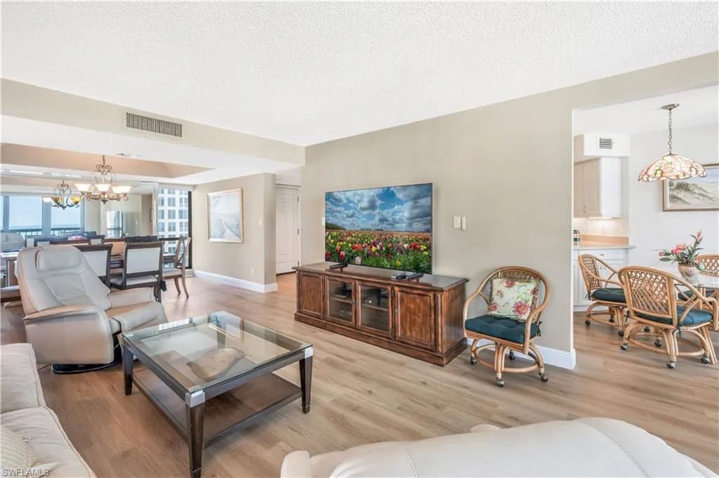 4551 Gulf Shore BLVD, Naples, FL 34103,224082537