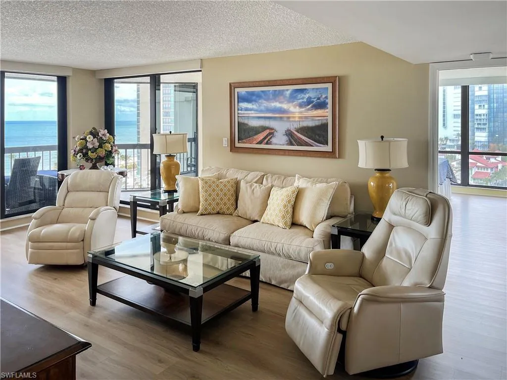 4551 Gulf Shore BLVD, Naples, FL 34103,224082537