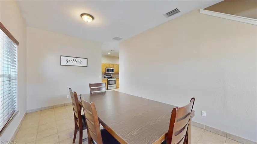 8222  Silver Birch  WAY, Lehigh Acres, FL 33971