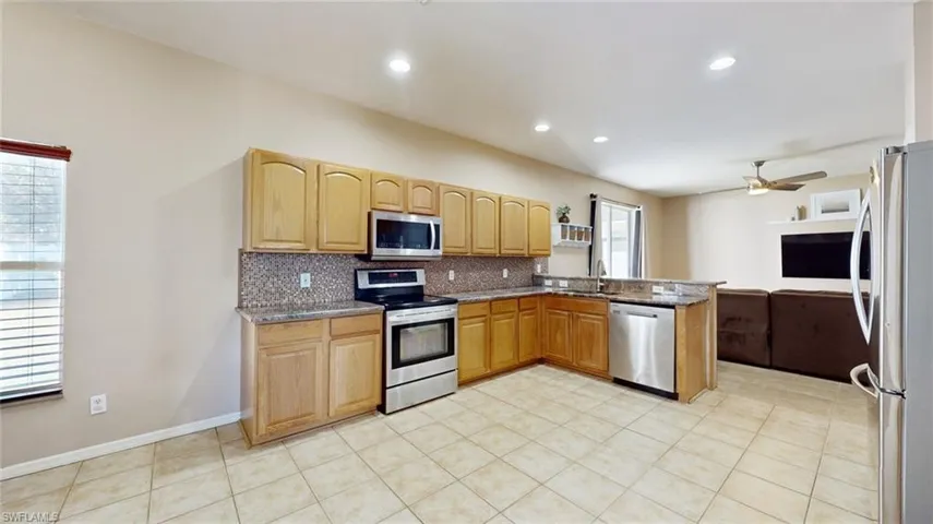 8222  Silver Birch  WAY, Lehigh Acres, FL 33971