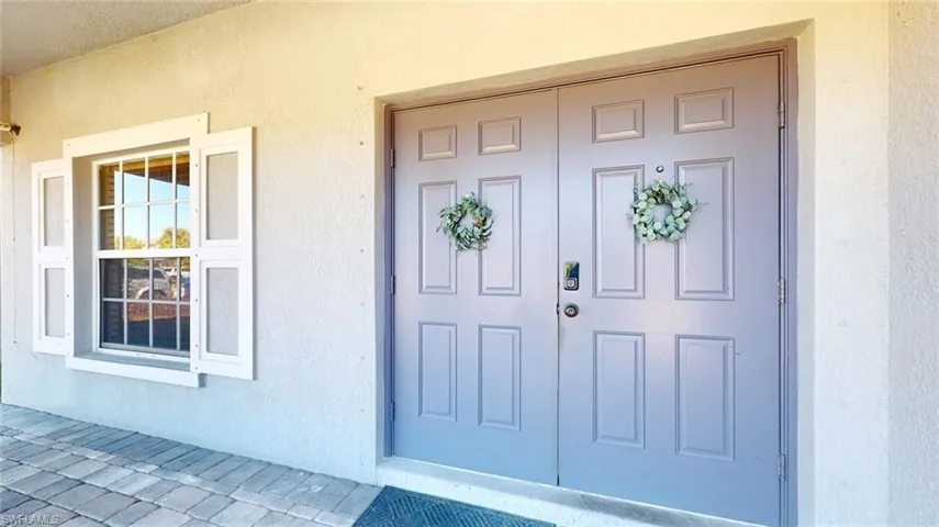 8222  Silver Birch  WAY, Lehigh Acres, FL 33971