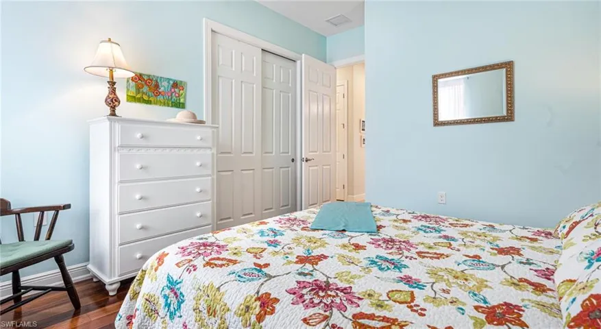 Guest bedroom