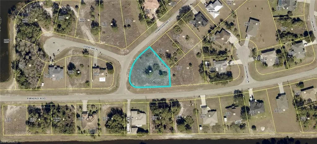 515 Parkdale Blvd, Lehigh Acres, Florida 33974