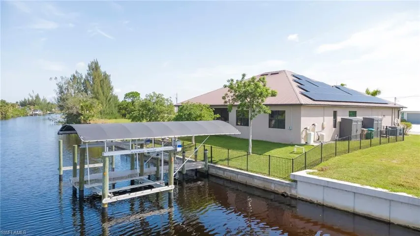 2218 Nw 37th Pl, Cape Coral, Florida 33993