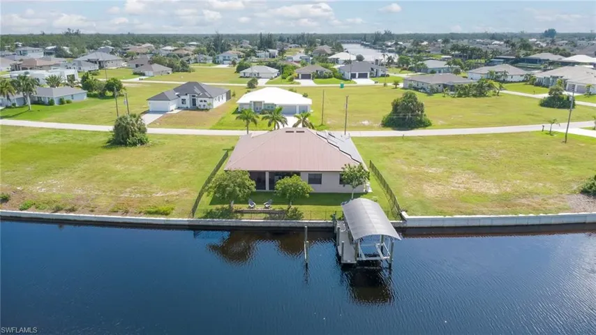 2218 Nw 37th Pl, Cape Coral, Florida 33993