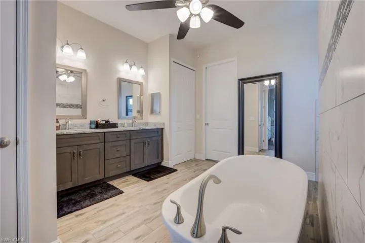 2218 Nw 37th Pl, Cape Coral, Florida 33993
