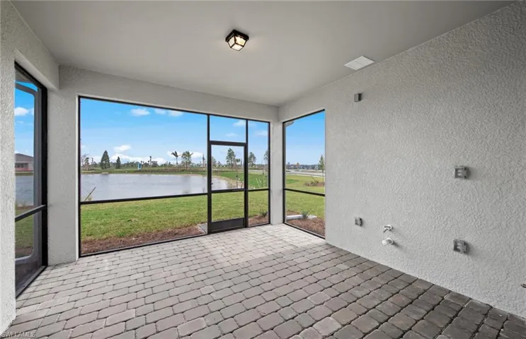 Outdoor lanai - screened