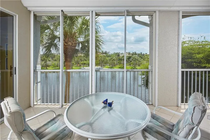 Lounge on this private lanai with your favorite book and a cocktail.