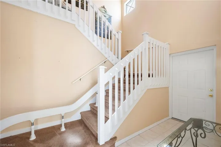 1st Floor Entry Stairway