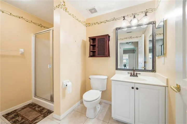 2nd Bathroom