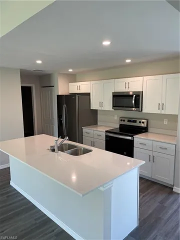 609 25th St, Cape Coral, Florida 33993