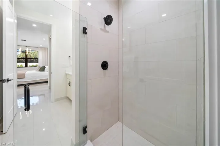 6092 Barbara Cir, Naples Fl 34112
