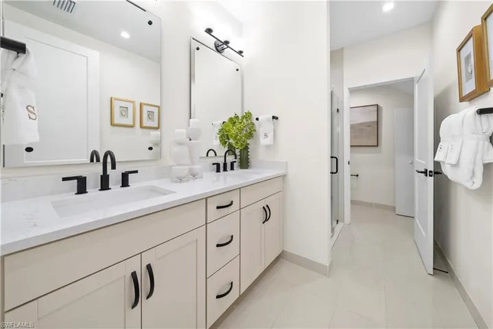 6092 Barbara Cir, Naples Fl 34112