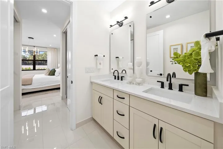 6092 Barbara Cir, Naples Fl 34112