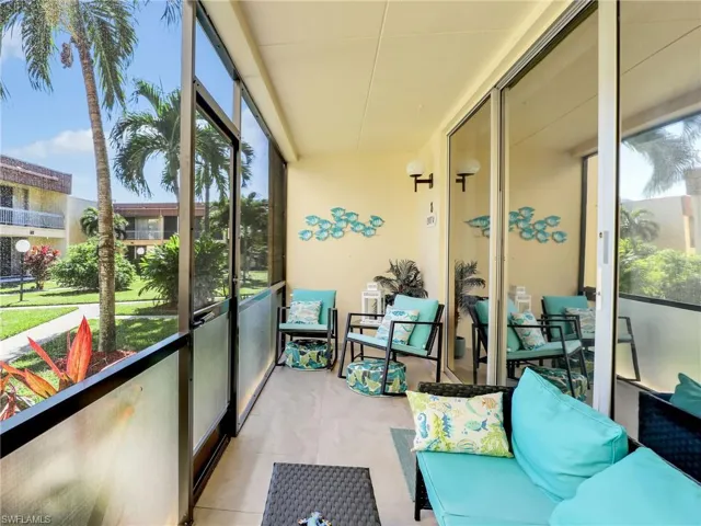 Screened In Lanai