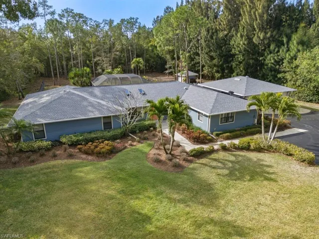 Aerial view of property and surrounding area