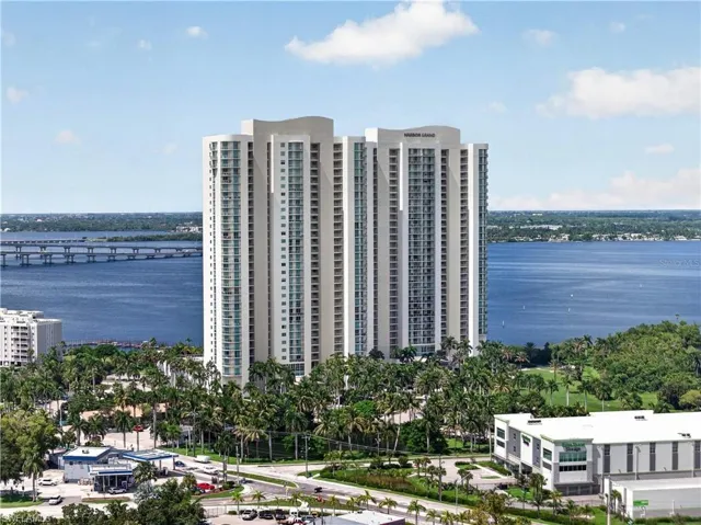 3000 Oasis Grand Blvd 1007, Fort Myers, Florida 33916