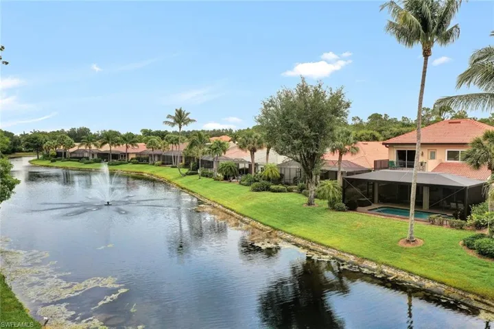 9231  Troon Lakes  DR, Naples, FL 34109