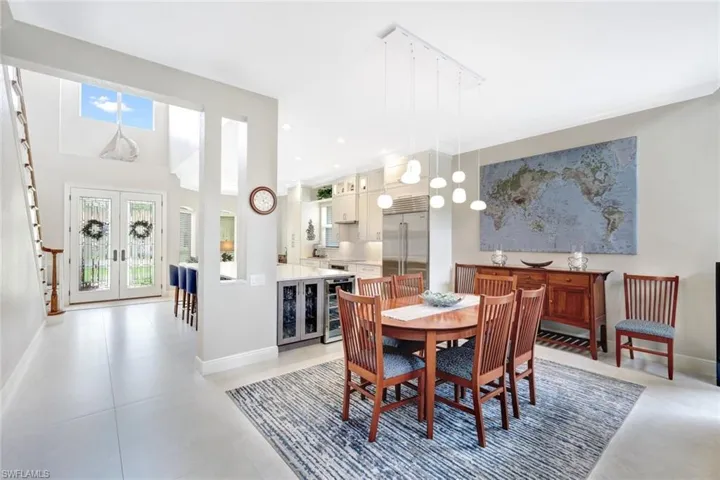 9231  Troon Lakes  DR, Naples, FL 34109