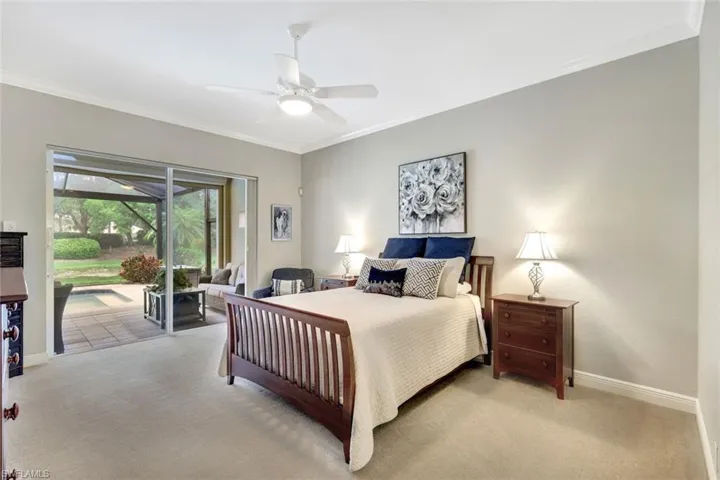 9231  Troon Lakes  DR, Naples, FL 34109