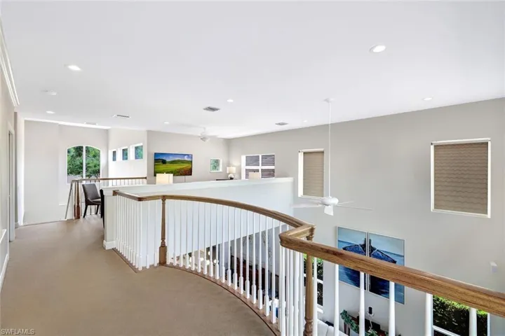9231  Troon Lakes  DR, Naples, FL 34109