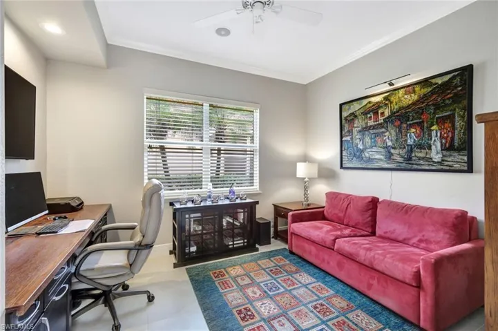 9231  Troon Lakes  DR, Naples, FL 34109