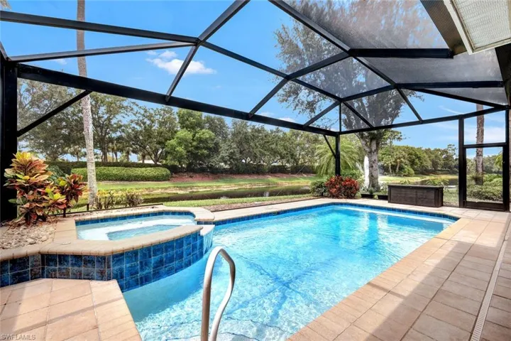 9231  Troon Lakes  DR, Naples, FL 34109