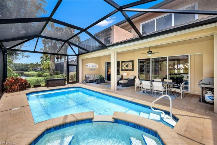 9231  Troon Lakes  DR, Naples, FL 34109