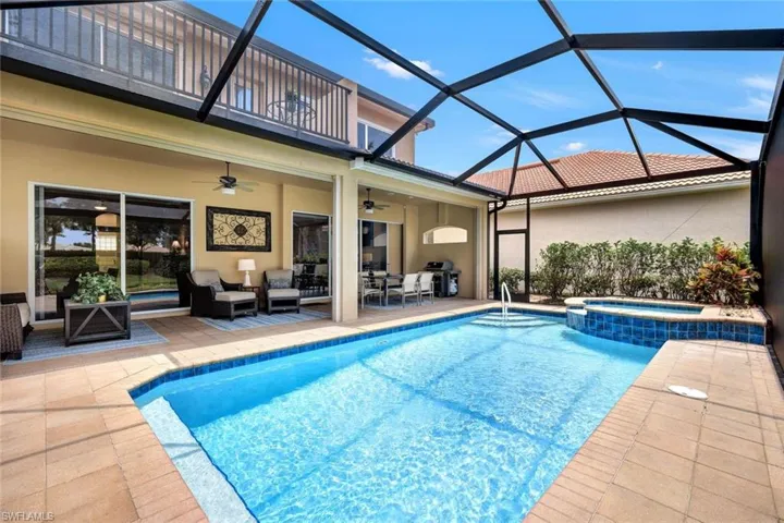 9231  Troon Lakes  DR, Naples, FL 34109