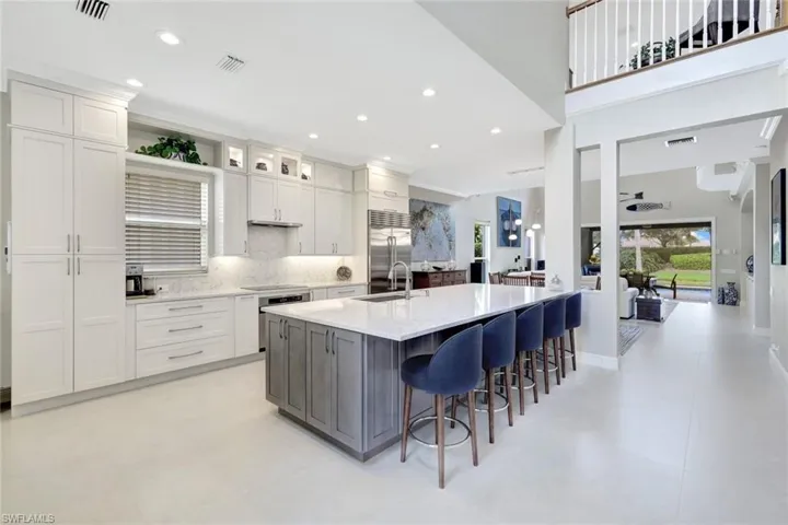 9231  Troon Lakes  DR, Naples, FL 34109