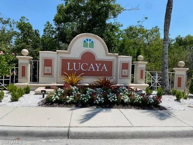 Lucaya Entrance Sign off McGregor Blvd.