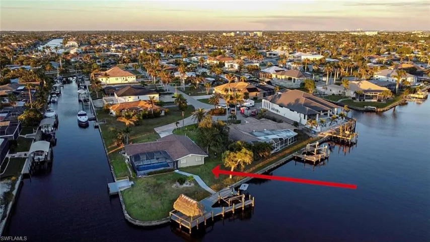 5336 Baypoint Ct, Cape Coral, Florida 33904