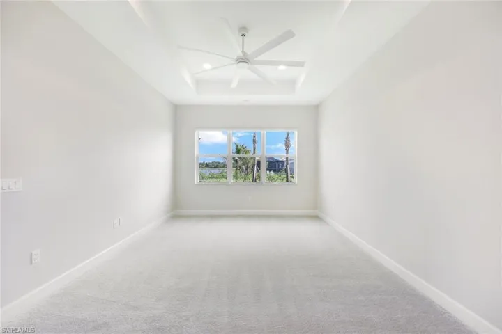 11264  Daphne  CT, Naples, FL 34120