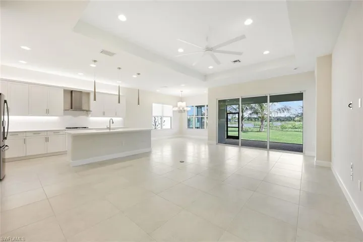 11264  Daphne  CT, Naples, FL 34120