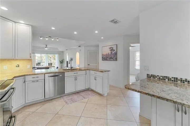 505  Mardel  DR, Naples, FL 34104