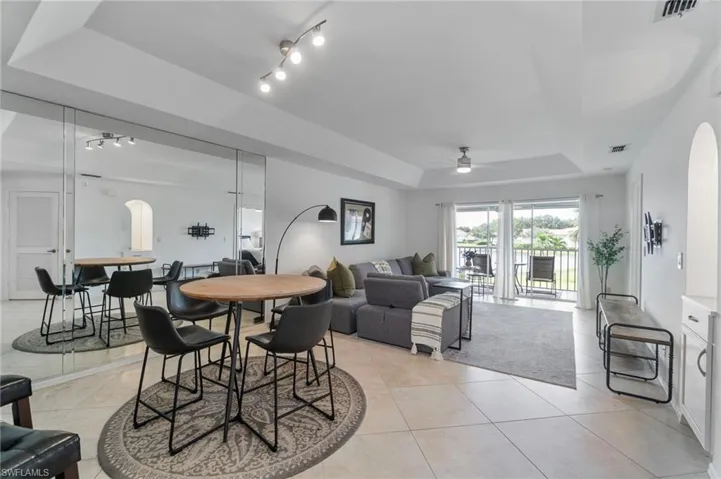 505  Mardel  DR, Naples, FL 34104