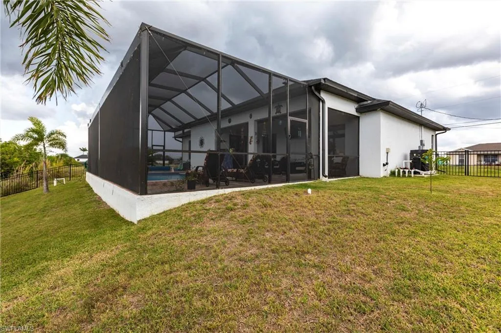 1314 Ne 9th Ave, Cape Coral, Florida 33909, 3 Bedrooms Bedrooms, ,2 BathroomsBathrooms,Residential,For Sale,9th,225051153