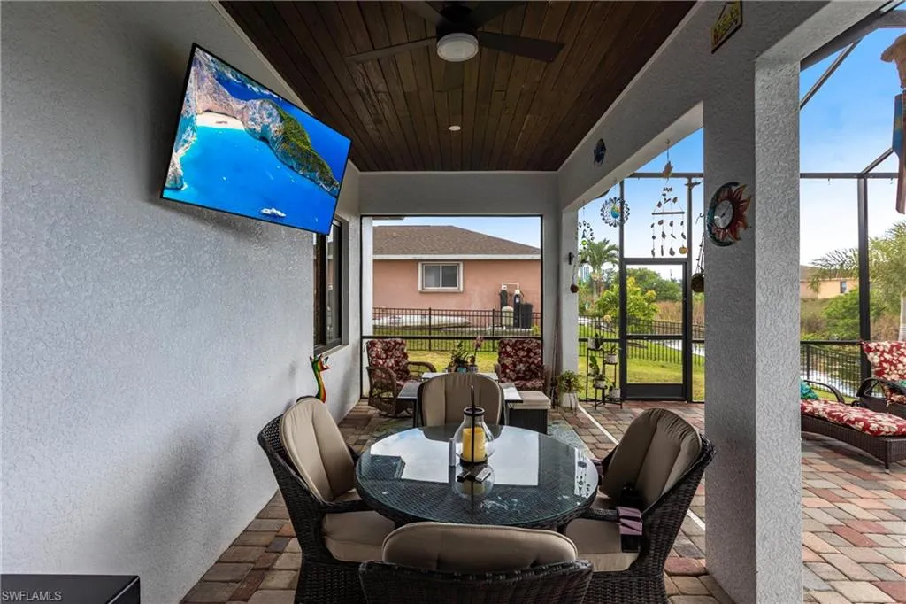 1314 Ne 9th Ave, Cape Coral, Florida 33909, 3 Bedrooms Bedrooms, ,2 BathroomsBathrooms,Residential,For Sale,9th,225051153