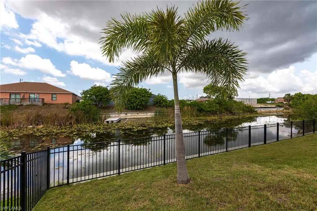 1314 Ne 9th Ave, Cape Coral, Florida 33909, 3 Bedrooms Bedrooms, ,2 BathroomsBathrooms,Residential,For Sale,9th,225051153
