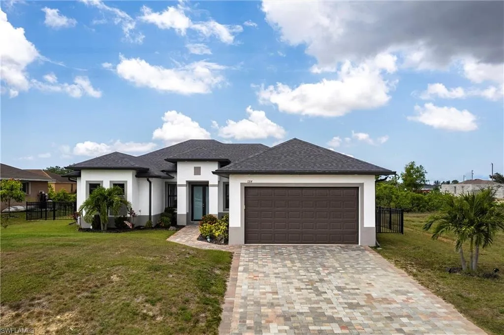 1314 Ne 9th Ave, Cape Coral, Florida 33909, 3 Bedrooms Bedrooms, ,2 BathroomsBathrooms,Residential,For Sale,9th,225051153