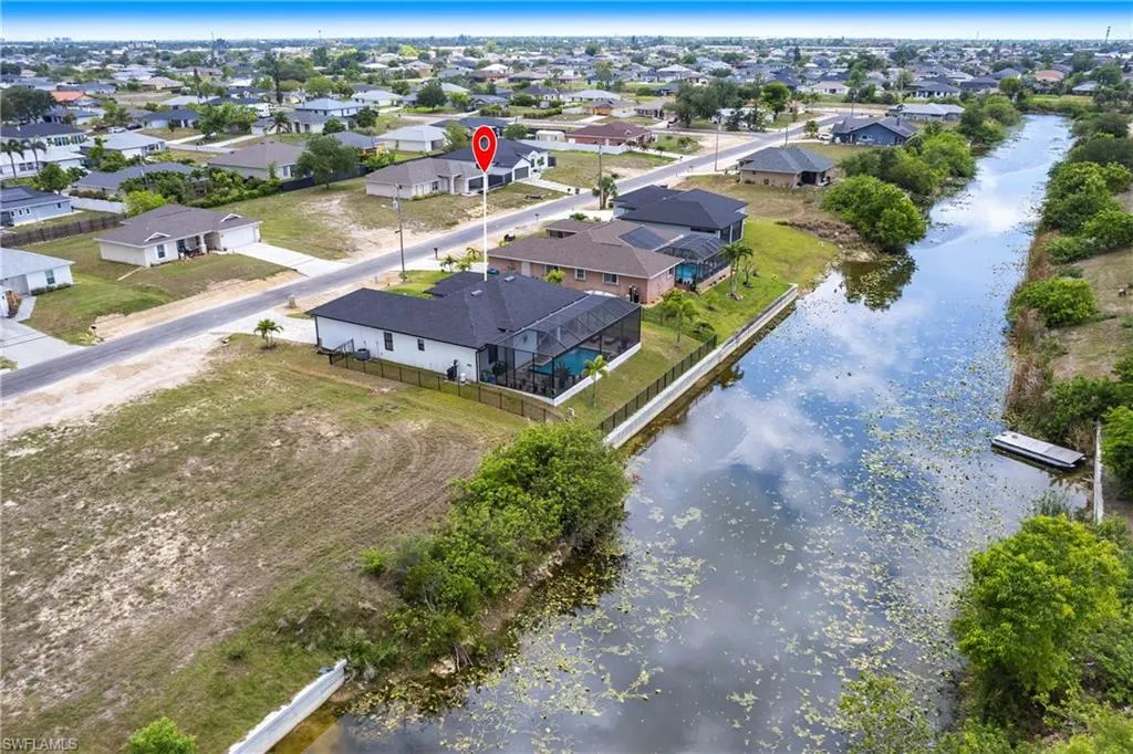 1314 Ne 9th Ave, Cape Coral, Florida 33909, 3 Bedrooms Bedrooms, ,2 BathroomsBathrooms,Residential,For Sale,9th,225051153